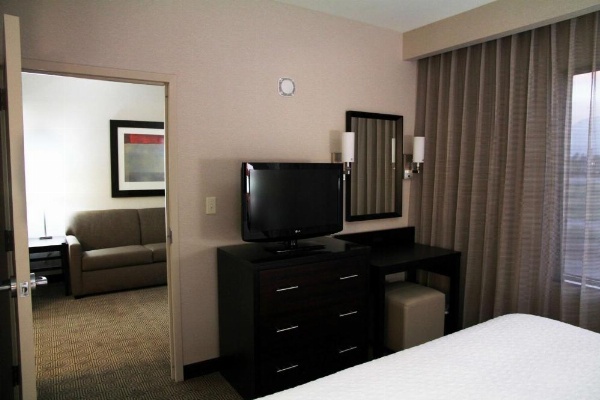 Embassy Suites By Hilton Ontario Airport image 22